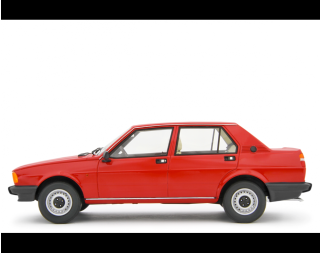 Alfa Romeo Giulietta 2.0 1980 Rosso Alfa Laudoracing 1:18 Resinemodell (Türen, Motorhaube... nicht zu öffnen!)